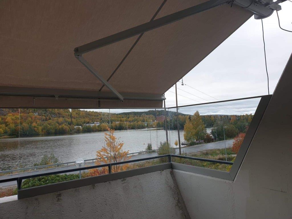 Altaninglasningar och glasräcken, bild 6